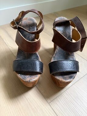 Bed Stu Two-Tone Leather Platform Sandals